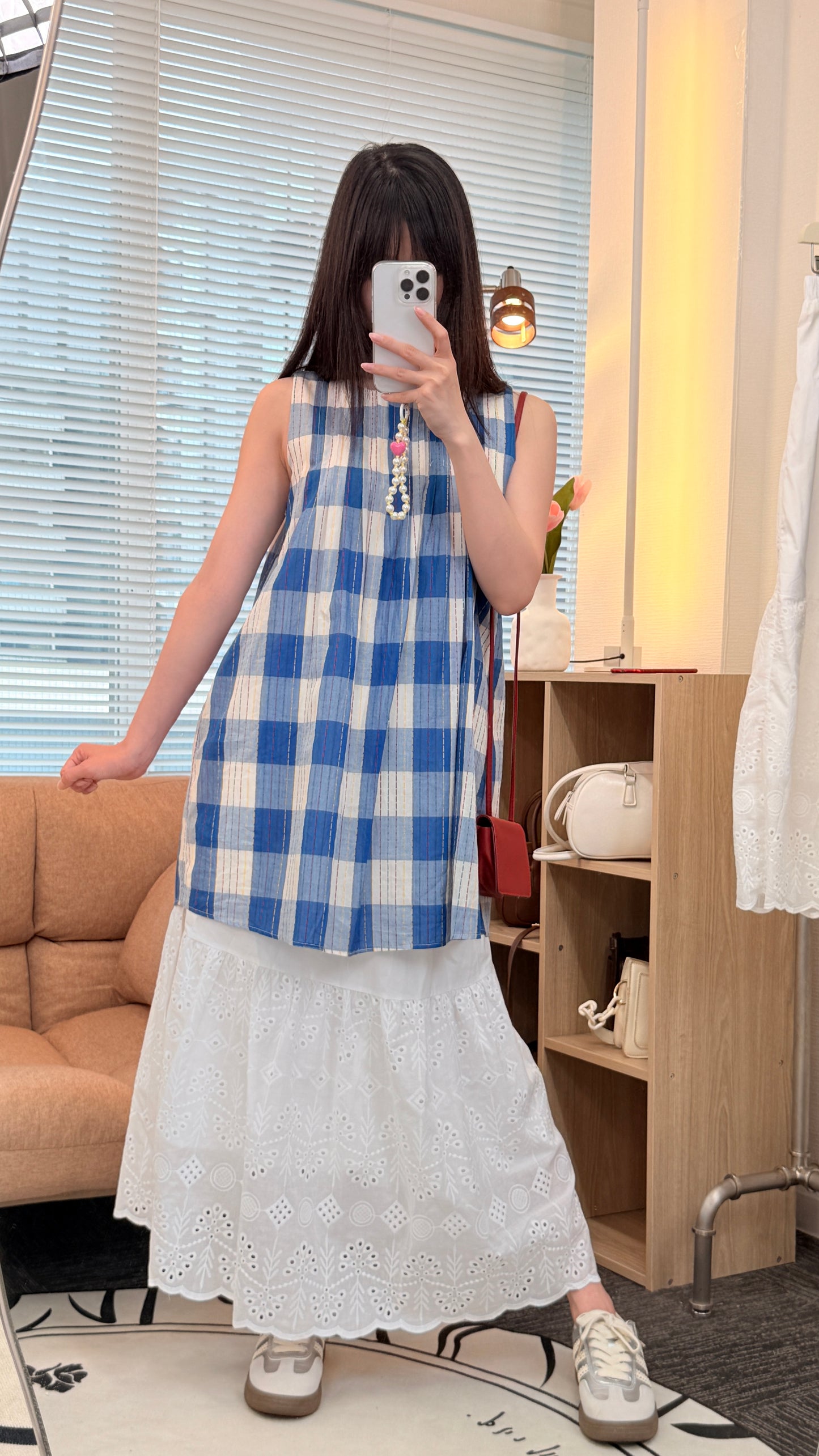 マルチステッチチェックトップス × 刺繍レーススカート セットアップ